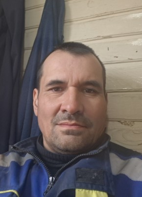 Ришат из Уфы 49 лет