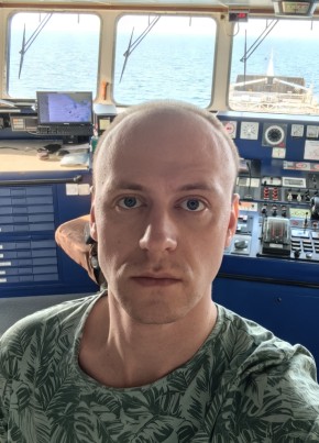 олег из Бердска 32 года