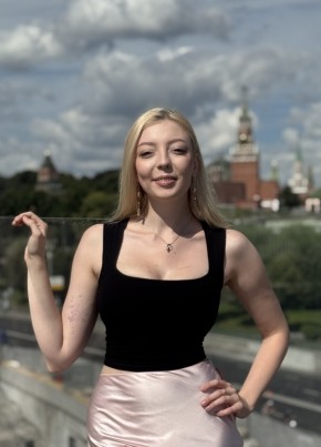 Liza из Milano 23 года