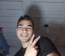 Jesús, 21, Los Teques