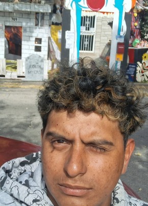Jose из Chicago 20 лет