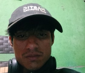 Salvatore, 18, Tipitapa