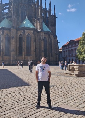 Вусал из Plzeň 35 лет