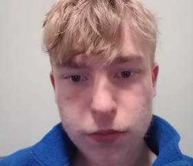 Elijah, 18, Rosemount