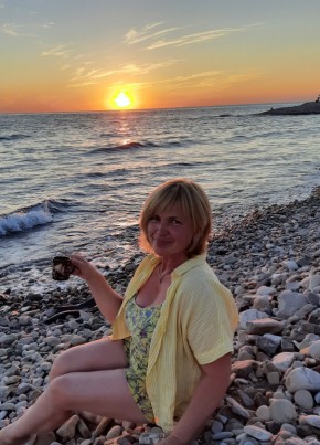 Людмила, 58, Россия, Санкт-Петербург