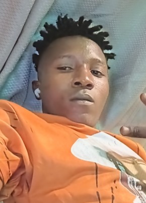 Hand some boy из Dar es Salaam 18 лет