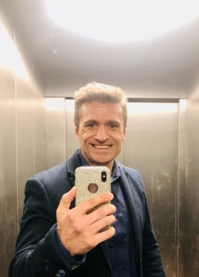 Artur, 46, Russia, Moscow