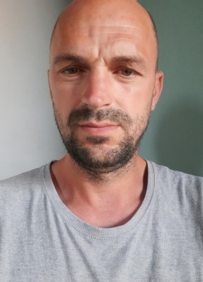 Costa, 42, Ελληνική Δημοκρατία, Αθηναι