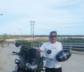 Luis Enrique, 65, San Cristobal