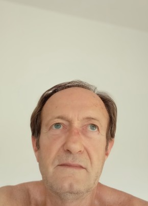 Antoine, 55, République Française, Paris