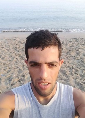 Djimy, 29, People’s Democratic Republic of Algeria, Mila