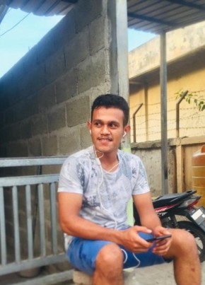 Deonizio, 19, East Timor, Dili