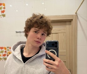 Vladislav, 20, Yekaterinburg