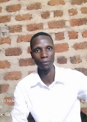 Moses Richle, 18, Uganda, Kampala