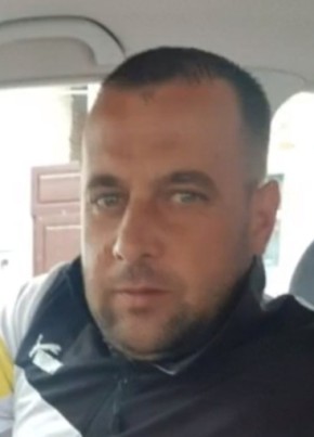 Mihai из Becontree 31 год