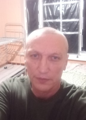 Иван из Луганска 54 года