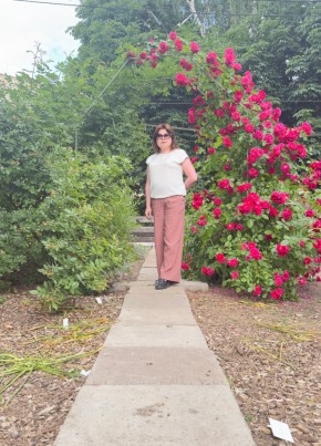 Albinochka, 47, Russia, Bugulma