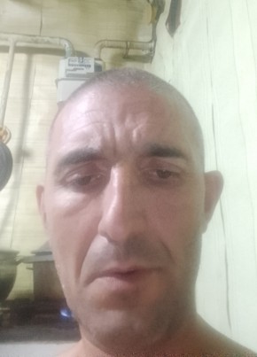 Роман из Шахты 42 года
