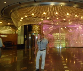 roma, 60, Nizhniy Tagil