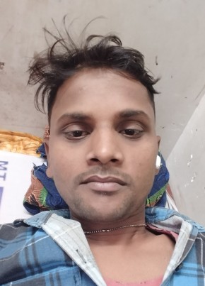 Sunil, 18, India, Mumbai