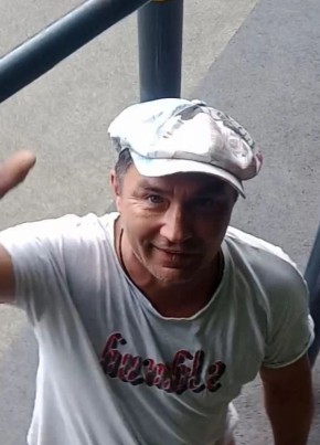 Владимир из Осинники 52 года