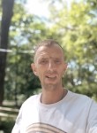 Ivan, 35, Artem