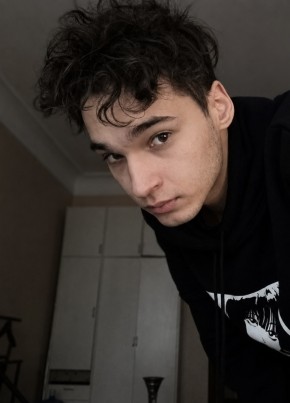 Никита из Уфы 23 года