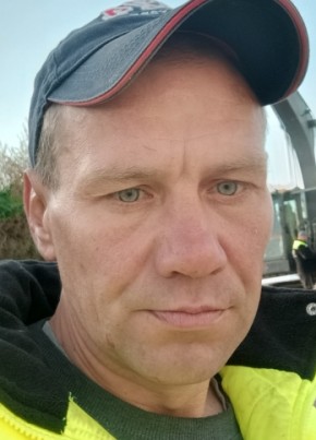 Ruslan из Warszawa 44 года