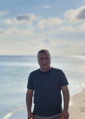 Serdar Can из İstanbul 51 год