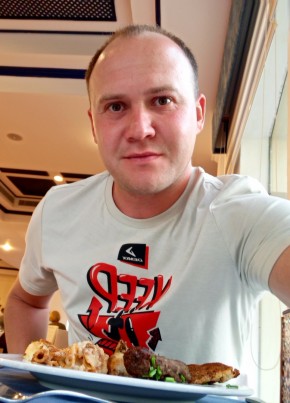 Антон, 32, Россия, Нижний Новгород