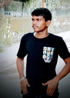 Vivek, 18, India, Mumbai
