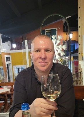 Alexandr из Chişinău 49 лет