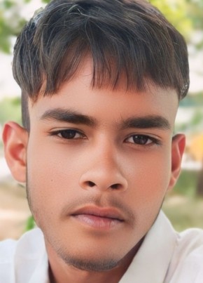 Fareed, 18, India, Dehra Dūn