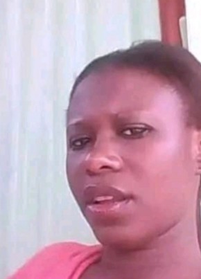 Manuella, 30, Republic of Cameroon, Yaoundé