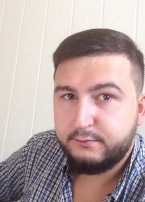 Кирилл из Ершова 34 года