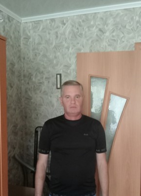 Юрий из Ишима 51 год