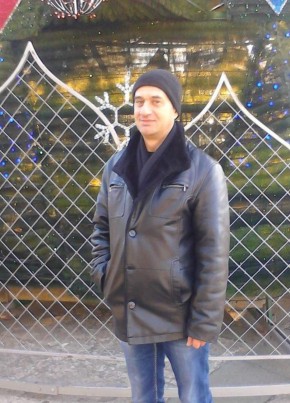 Сергей из Rîbnița 52 года