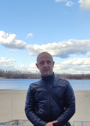 Евгений из Москвы 43 года