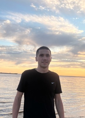 Александр из Нижнего Новгорода 22 года