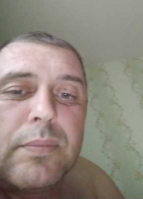 Игорь, 42, Россия, Киров (Калужская обл.)