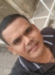 Jhonatan, 31, Bogota
