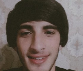 Dima, 20, Sokhumi