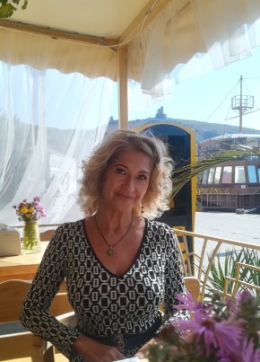 Алёна, 52, Россия, Севастополь