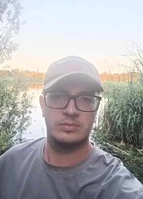 Dmitriy, 26, Belarus, Gomel