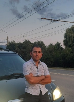 Артур, 40, Россия, Гвардейское