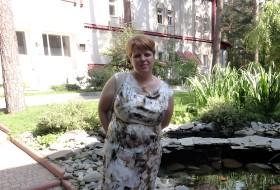 Elena, 48 - Just Me