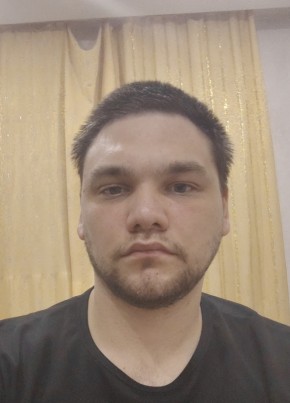 Артур из Екатеринбурга 24 года