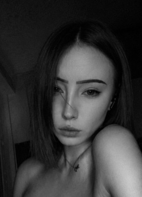Виктория из Киров (Кировской обл.) 18 лет