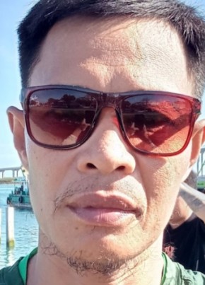 Joel Cerdenio из Taytay 35 лет