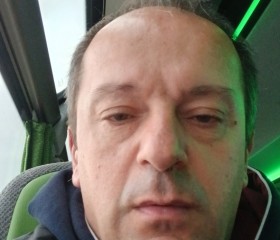 Borko, 34, Tilburg